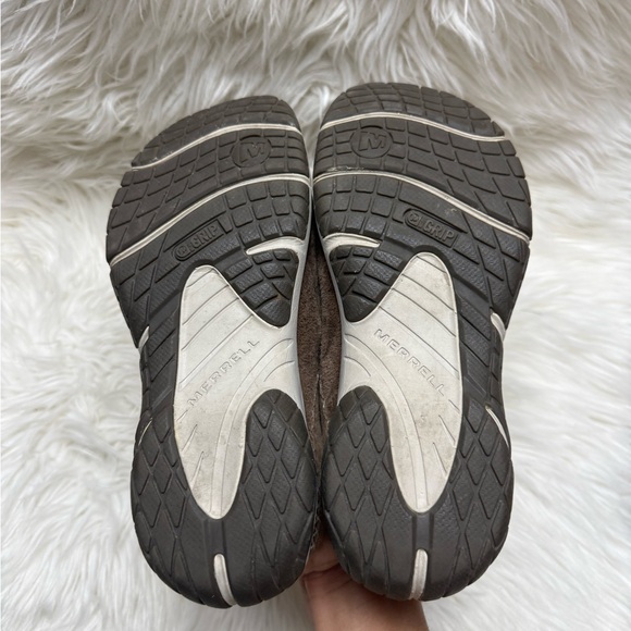 Merrel Brown Suede Fur-Lined Clogs size 6 - Picture 7 of 7